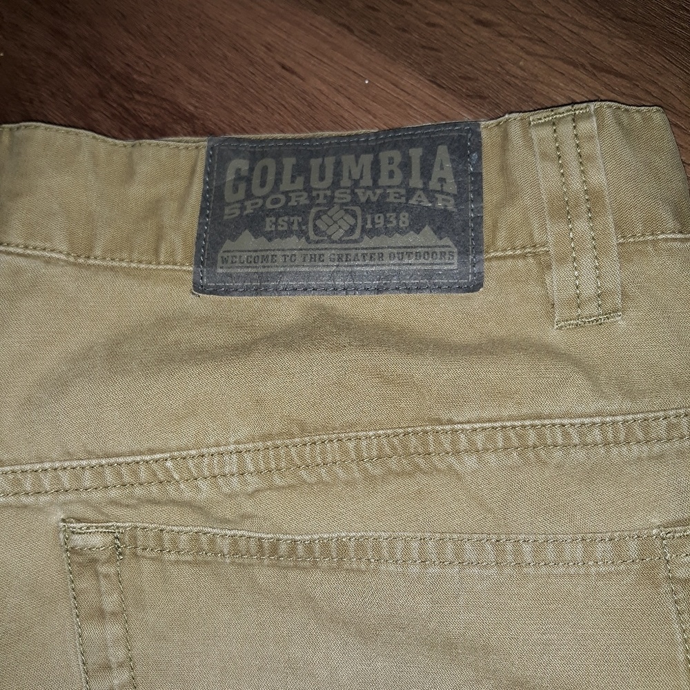 Columbia Tan Pants NWOT